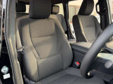 運転席6ウェイマニュアルシート&ファブリックシート