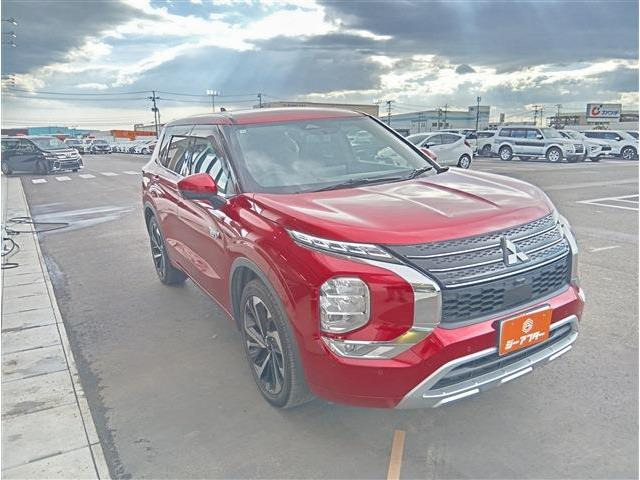アウトランダー PHEV 2.4 P 4WD 禁煙車 BOSEプレミアムサウンド