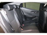 後部座席もしっかりと座れるスペースが確保できます