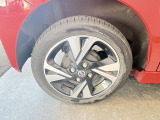 安全・安心な走行のために、納車前にダイハツのクルマを知り尽くしたエキスパートが基本性能に関わる機能や状態を徹底的に点検。消耗部品の交換など法定12ヶ月点検相当の点検・整備を実施しております。