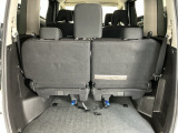エンジン・ミッション等の主要機関から車内の快適装備、オイル等の消耗品に至るまで、国家整備士が点検整備を行います。