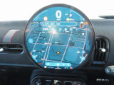 ◆iDriveを装備。操作系統をディスプレイから独立させることで、人間工学に基づいた最適な運転環境を実現しております。◆