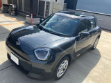 【BMWの伝統】BMWのお車は、&ldquo;駆け抜ける歓び&rdquo;を意識し、走行の安定性とコーナリングの良さを追求し、思い通りにハンドルの操作可能です。
