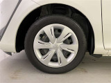 タイヤサイズは 185/60 R15 です。