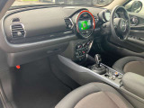 希少MINI Yoursインテリアスタイルフローズンブルーイルミネーテッド!