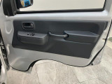 延長保証につきましてはお求めいただく車両によって保証料が異なりますので、当店スタッフまでお気軽にお問い合わせくださいませ。