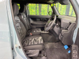もちろん車内はキレイです♪よりクリーンな状態をキープしたいお客様には『ナノゾーンコート』がおすすめ!新型コロナウイルス対策や、除菌・消臭に効果を発揮し多くの方にご好評いただいております。