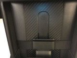 【電動シート(メモリー機能付き)】ドライバーのシートポジションを記憶させることが出来ます。お二人で交代しながら長距離を運転される際など、交代の度にシートポジションを確認する必要が御座いません。