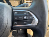 操作性の良いハンドルで運転中のストレスも軽減されます。