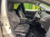 運転席シート廻りは使用感も少なく、良好な状態となっています。丁寧に使われていたことがよくわかりますね。
