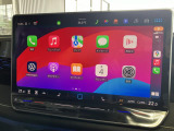 Apple CarPlayとAndroid Autoにも対応。