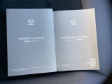 取り扱い説明書、メンテナンスノートもついています。