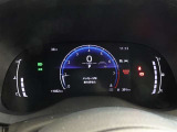 機能的で見やすいメーターです。