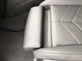 車両の詳細、ご質問につきましては、営業スタッフまでお気軽にご連絡下さいませ。遠方のお客様には実車の詳細動画送信も承ります。お問合せをお待ち致しております。
