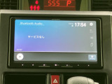 Bluetooth Audioの再生画面を表示し、再生やメニューの項目を確認できます。画面上で音楽の操作をまとめて行えるため、普段の移動時にも使いやすい装備です。