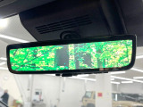 【デジタルインナーミラー】後席の大きな荷物や同乗者で後方が確認しづらい時でも安心!カメラが撮影した車両後方の映像をルームミラー内に表示。クリアな視界で状況の確認が可能です!