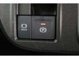 電動パーキングブレーキ付です!オートブレーキホールド機能付きの為、一定の条件下で、車がブレーキをホールドしてくれます!