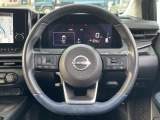 【純正革巻きステアリング】上質な革を使用することで、手にしっかり馴染みとても運転しやすいハンドルです♪