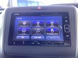 純正メモリーナビを装着しております。AM、FM、CD、DVD再生、Bluetooth、フルセグTV、音楽録音再生がご使用いただけます。初めて訪れた場所でも安心ですね