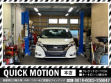 整備工場です♪車好きのメカニックが心を込めて整備しております♪
