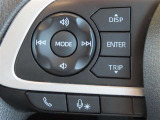ブルートゥースに接続すれば、スマホに入れている音楽が聞けたり運転中に電話がかかってきてしまった場合もハンドルから電話を取ることができます!