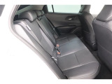 ゆとりある広々とした車内空間は、ドライブを始め買い物やレジャーなど、幅広く活躍します。一人でもみんなとでもお出かけを楽しみましょう!