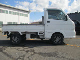 M 4WD/5MT/エアコン/パワーウィンドウ/作業灯/CDオーディオ/ドアバイザー