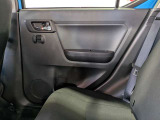 パワーウィンドウのスイッチですよ。運転席に居ながら窓を開け閉めのコントロールできます。