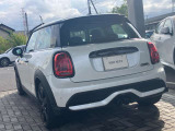 このお車はMINI NET浦和美園に展示中です!総在庫900台を当店でご案内可能です!ご来場、お問い合わせをスタッフ一同お待ちしております。