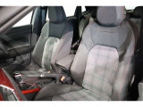 この度は数ある中から弊社認定中古車をご覧いただき誠にありがとうございます。スペースの都合上、店舗で展示していない場合がございますの事前にお問い合わせくださいませ。