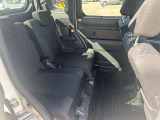 エンジンルームも綺麗に洗浄してから納車致します。普段あまり見ることが無い箇所だからこそ綺麗だと感動しますよね(*&acute;▽`*)