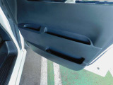 運転席ドアポケットです。