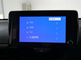 運転席・助手席を入れたインストルメントパネル全体画像です。