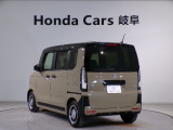運転席と助手席がつながった構造なので、狭い駐車場でも助手席側からスムーズに降りれます♪