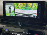 【アラウンドビューモニター】専用のカメラにより、上から見下ろしたような視点で360度クルマの周囲を確認することができます☆死角部分も確認しやすく、狭い場所での切り返しや駐車もスムーズに行えます。