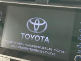 【メーカー純正ナビ】インテリアに溶け込むスタイリッシュな「専用設計」メーカーナビを装備♪視認性や操作性など基本性能にも優れ、より上質なカーライフをお楽しみいただけます。