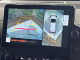 【パノラミックビューモニター】専用のカメラにより、上から見下ろしたような視点で360度クルマの周囲を確認することができます☆死角部分も確認しやすく、狭い場所での切り返しや駐車もスムーズに行えます。