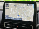現在地周辺の道路や施設を地図上で確認でき、目的地までのルート確認に役立ちます。画面内の表示を見ながら、出発前の行き先設定もスムーズに行えます。