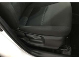 シートアレンジが多彩で、荷物の大小に応じてスペースを変えられる便利なお車です!