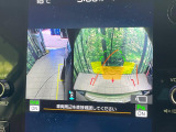 【サイド&バックカメラ】停車・駐車時に死角になりがちな運転席から見えづらいサイドとリアの障害物を確認できます!雨天時や夜間などは特に活躍してくれるアイテムです。