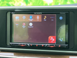 画面上でラジオやBluetooth、USBなどの音源を選べるオーディオを装備。項目が表示されており、乗車中に使いたい機能を確認しながら選びやすい構成です。
