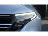 フロントシートヒーティング&ベンチレ-ション『運転席/助手席共に三段階で調節が可能なシートヒーター、シートエアコンを装備しております。季節を問わず快適にご使用いただけます。』