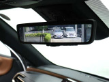 デジタルインナーミラー装備!車両後方のカメラの映像をデジタル補正で視認性を向上させてインナーミラー内に表示します♪視界を遮るものがなく、後席に同乗者がいても後方を確認しやすく安心です♪