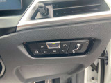 運転席シートは多少スレがございます。