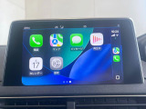 ●Apple Car Play:スマホとの有線接続で、ナビ・オーディオ再生などスマホのアプリ機能が画面でも使える便利機能です!