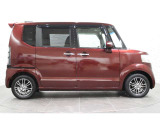 このお車はホンダ純正光脱臭・抗菌加工を納車前に致します。光触媒消臭は光触媒と銀イオンにより消臭とウイルス除菌や抗菌効果のダブル効果で車内を快適に保ちます。