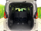 普段のお買い物や通勤、送迎等に十分な荷室スペースを確保しております。セカンドシートを倒すと、大きな荷物の積載も可能です♪