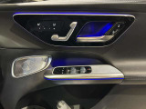 メルセデス・ベンツのシートは人間工学に基づき、疲れにくいシート構成となっております。長距離ドライブも問題ございません!