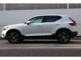 XC40 B4 AWD インスクリプション 4WD 