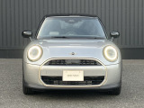 【MINI NEXT保証】■2年間走行距離無制限保証※1■基本100項目の納車前点検実施■365日24時間エマージェンシー・サービス■あらかじめ決めた据置価格を設定し利用できるMINIバリューローン